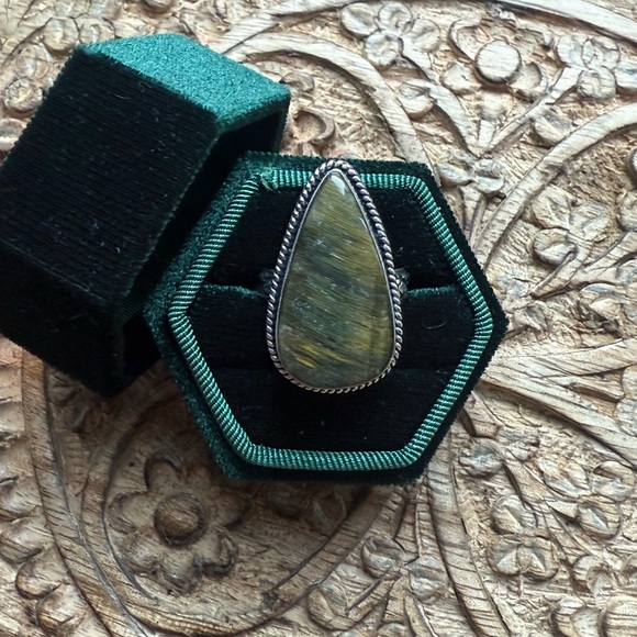 Tigers Eye ring size 7 - Picture 1 of 3